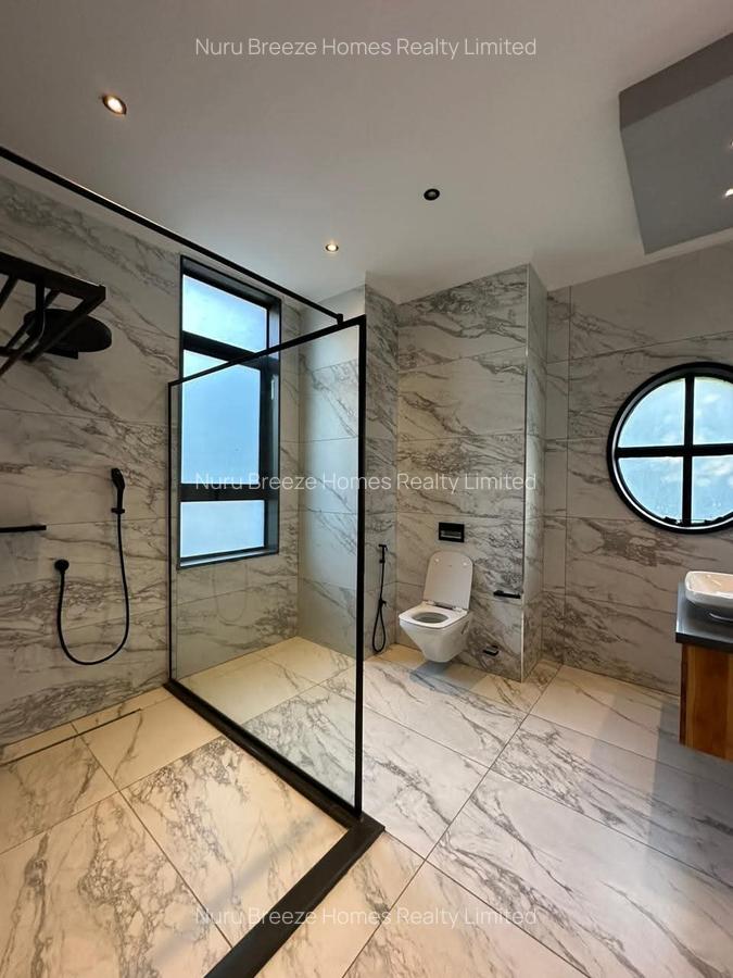 5 Bed Townhouse with En Suite in Loresho - 5