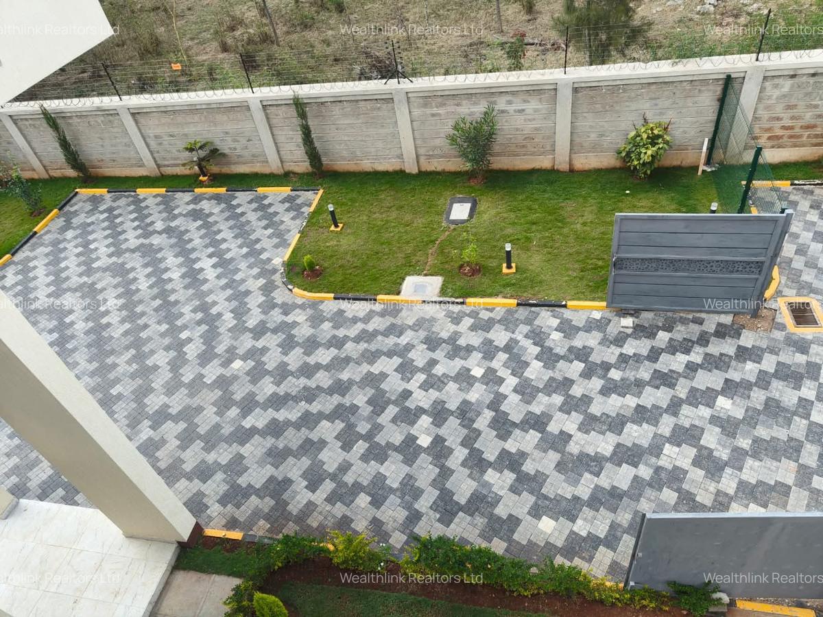 5 Bed House with Swimming Pool in Karen - 13