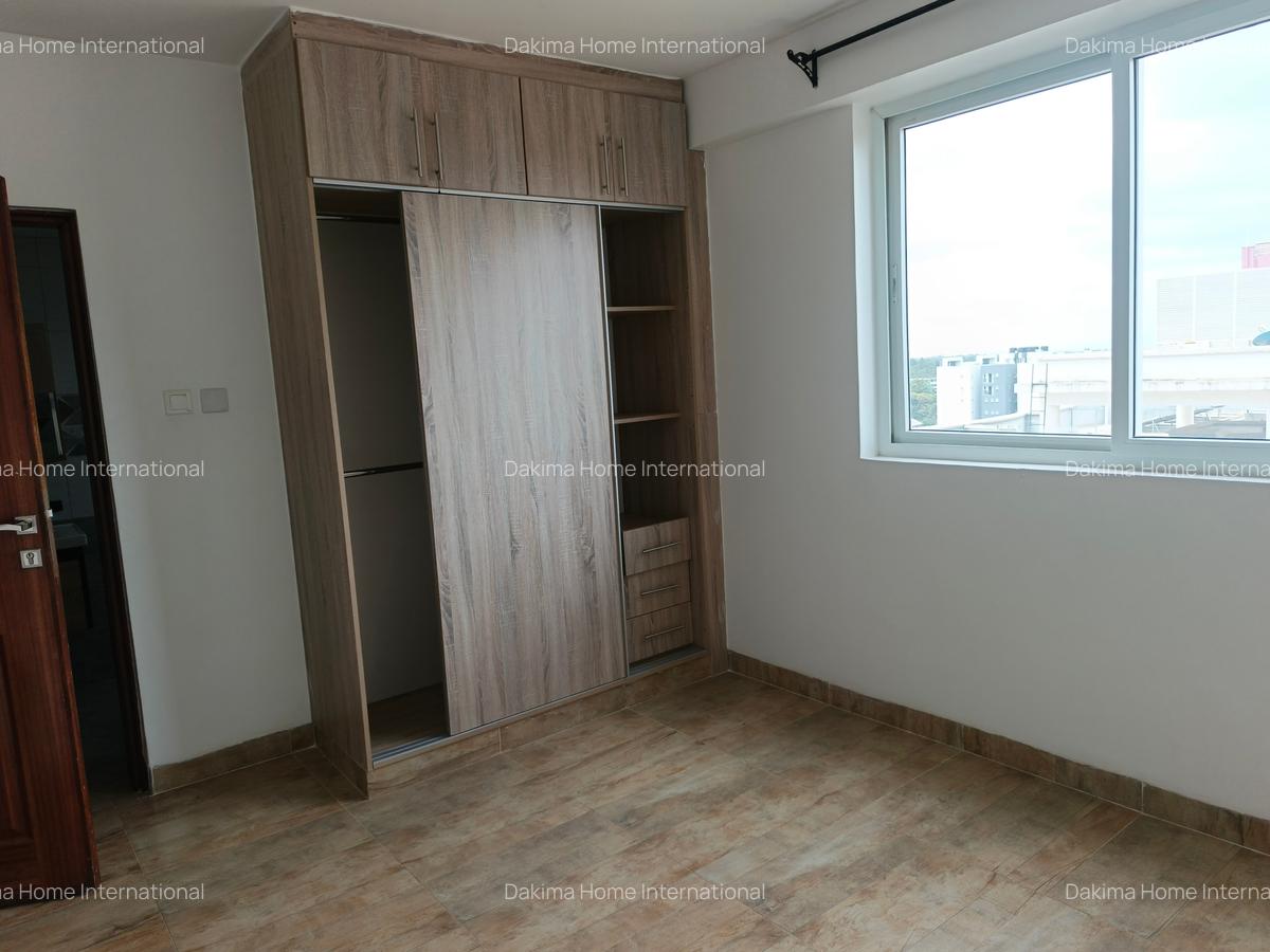 4 Bed Apartment with En Suite in Spring Valley - 18