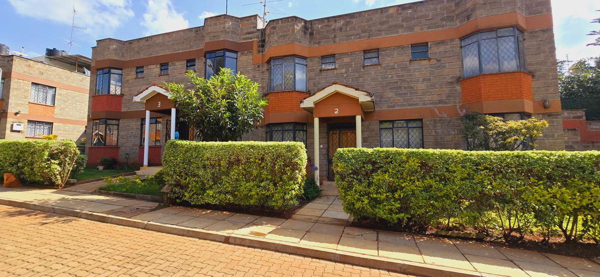 5 Bed Townhouse with En Suite at Convent Drive - 5