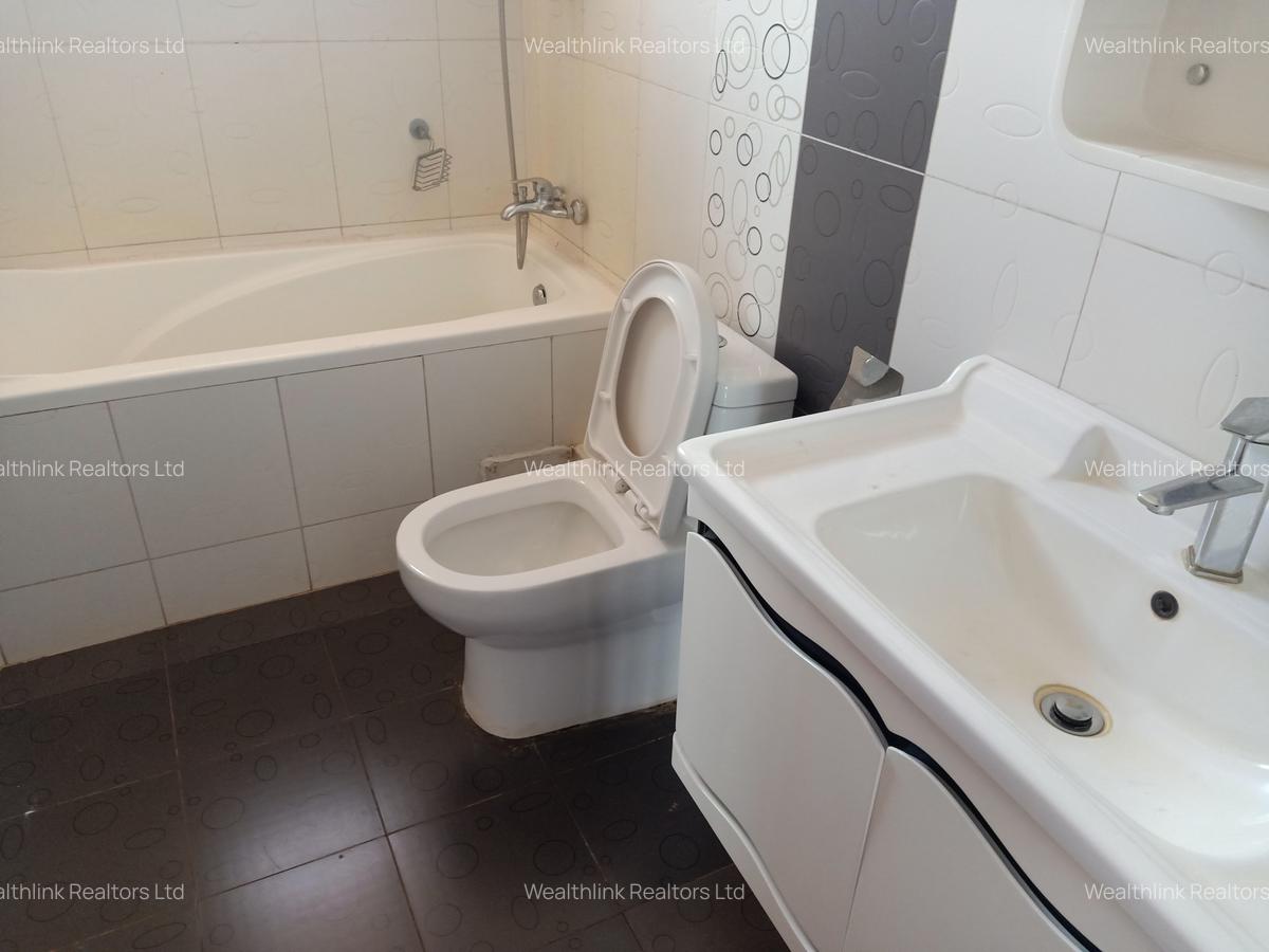 4 Bed Townhouse with Swimming Pool at Fourways Junction - 7