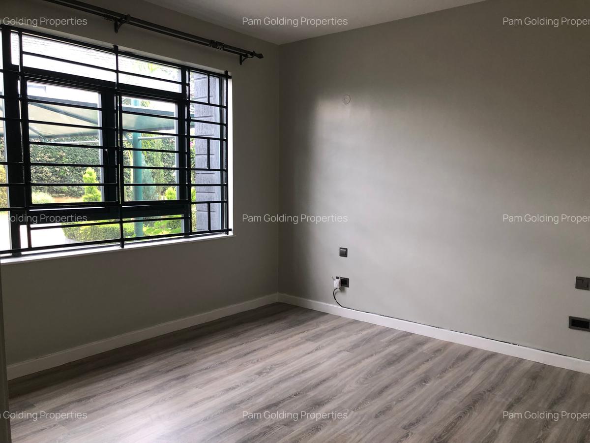 4 Bed Villa with En Suite in Runda - 7