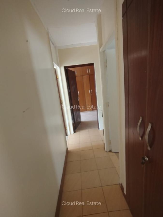 4 Bed House with Garden in South C - 13