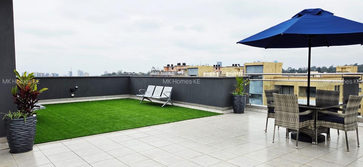 3 Bed Apartment with En Suite at Riverside - 17