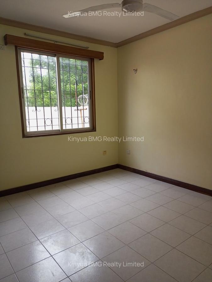 4 Bed Villa with En Suite at Links Road - 7