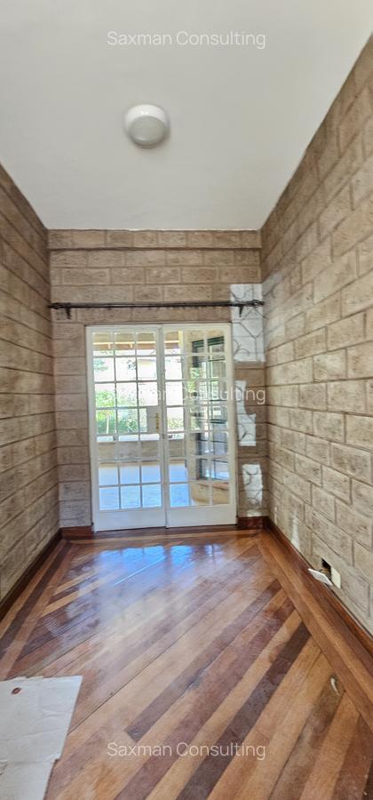 5 Bed House with En Suite in Karen - 3