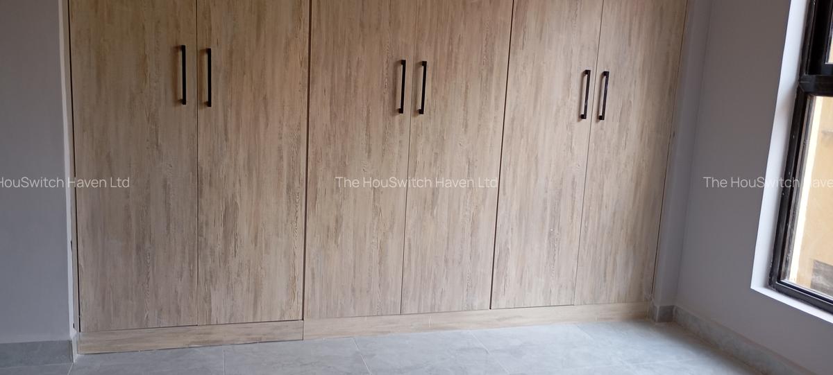 2 Bed Apartment with En Suite at Brookside - 8