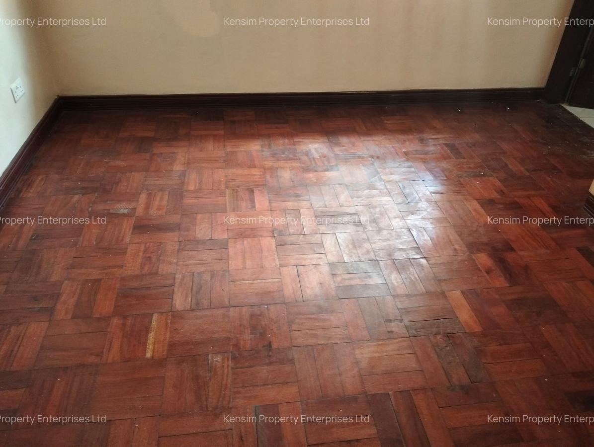 4 Bed Townhouse with En Suite in Lavington - 8