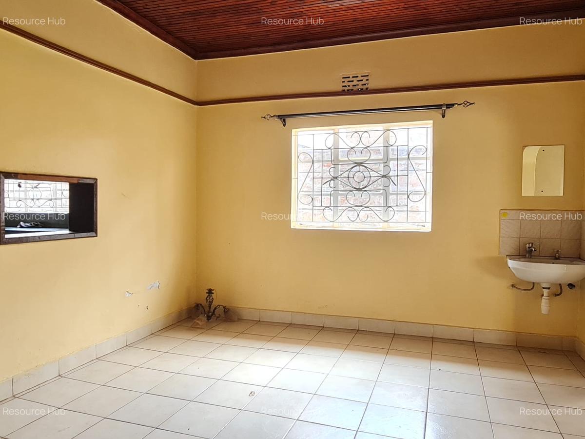 5 Bed House with Staff Quarters at Mountain View - 9