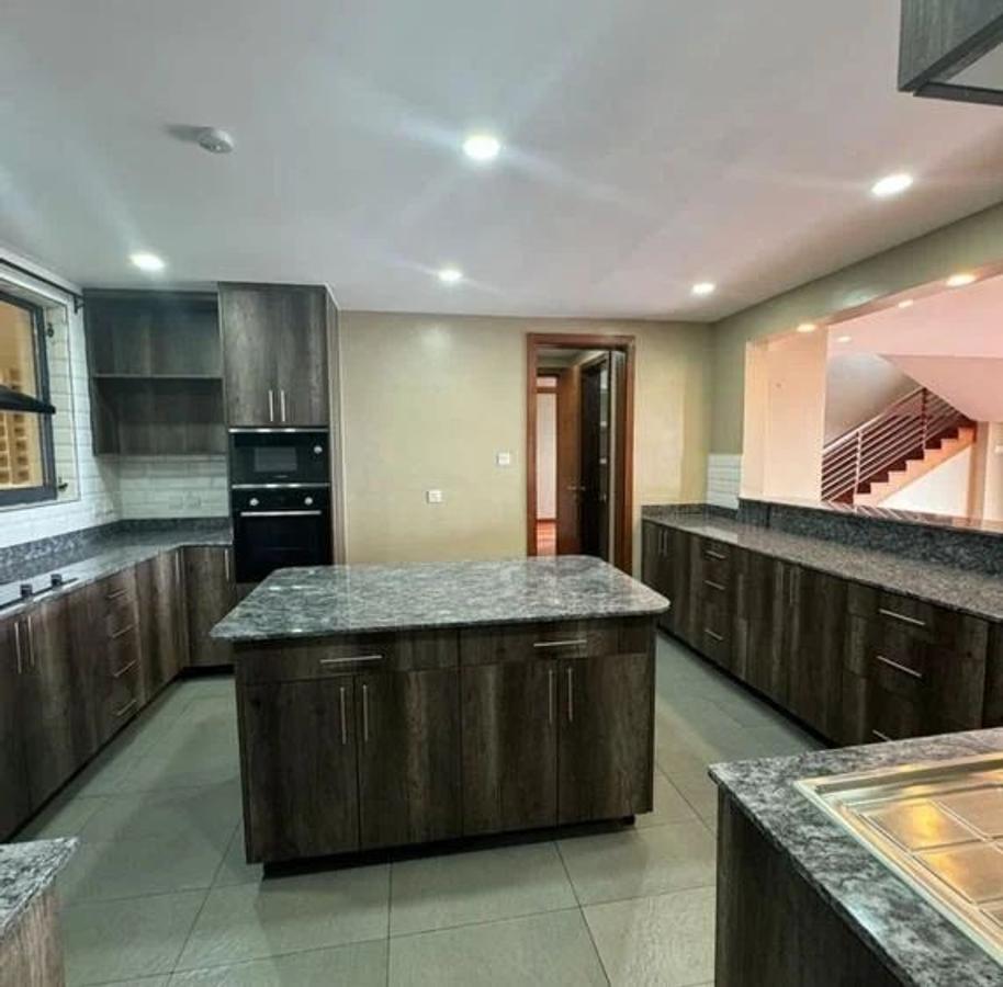 5 Bed Apartment with En Suite in Kileleshwa - 5