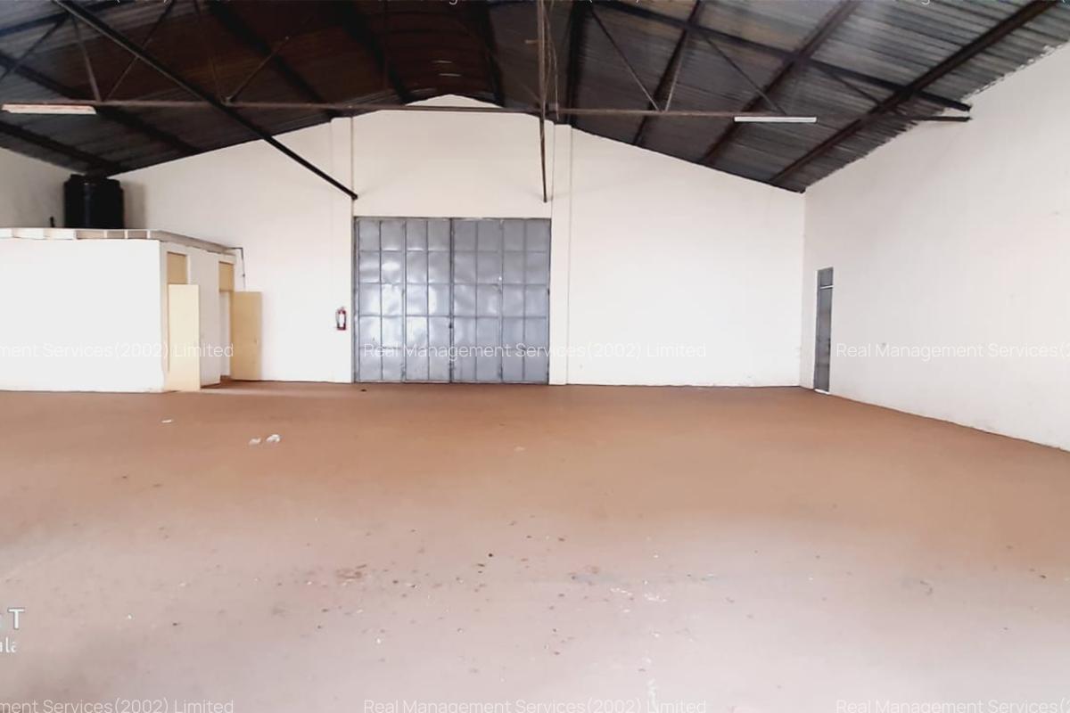 5,200 ft² Warehouse with Backup Generator at Southern Bypass - 5
