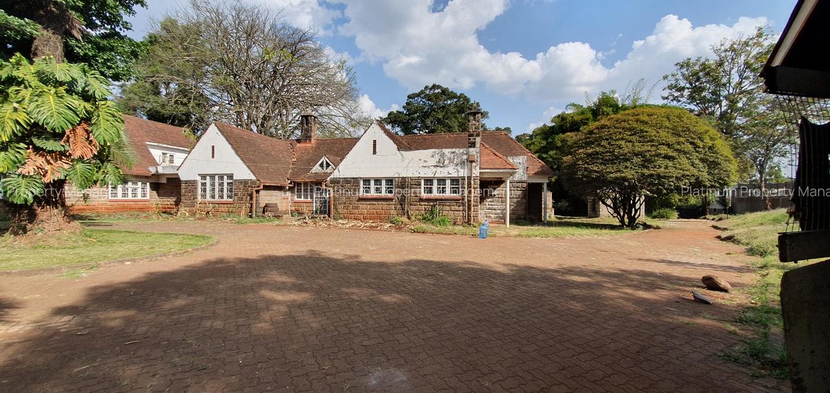 0.8 ac Commercial Property with Fibre Internet at Peponi Rd - 1