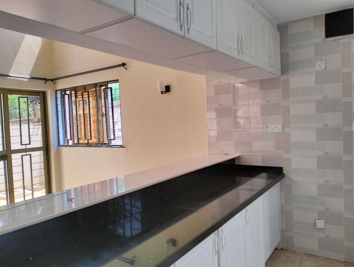 5 Bed Townhouse with En Suite in Lavington - 5