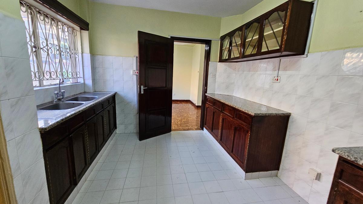 3 Bed Apartment with En Suite at Gatundu - 16