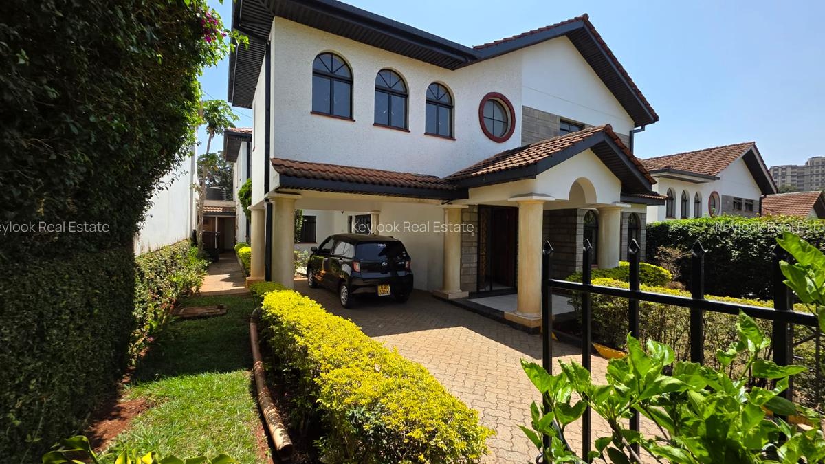 4 Bed Townhouse with En Suite at Kyuna - 16