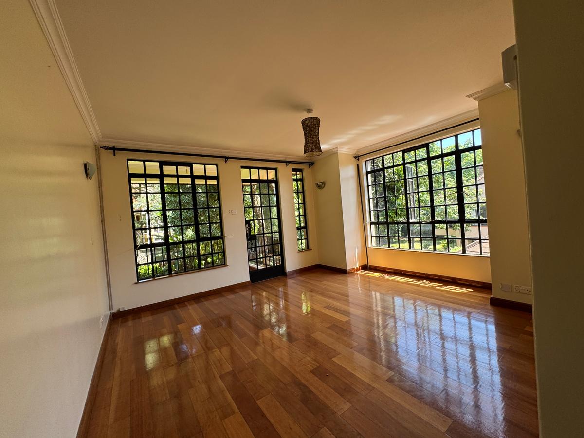4 Bed House with En Suite in Karen - 5