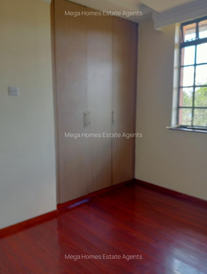 3 Bed Townhouse with En Suite in Kiambu Road - 13