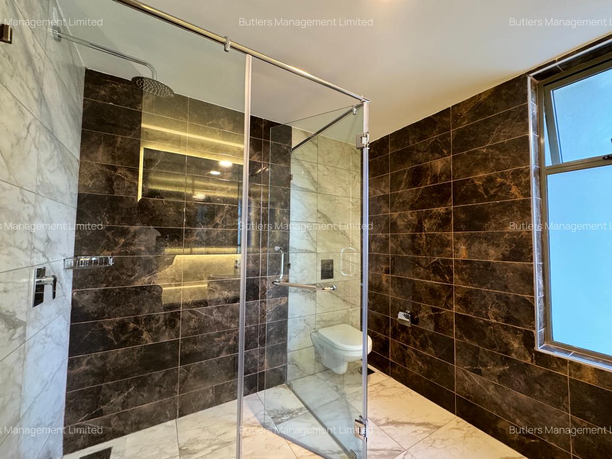 Furnished 3 Bed Apartment with En Suite at Off Brookside Grove - 15