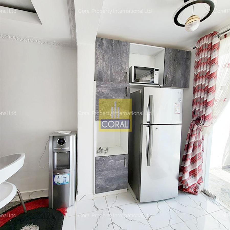1 Bed House in Kilimani - 3