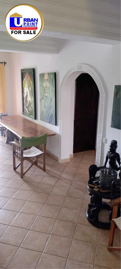 3 Bed Villa with En Suite in Watamu - 9