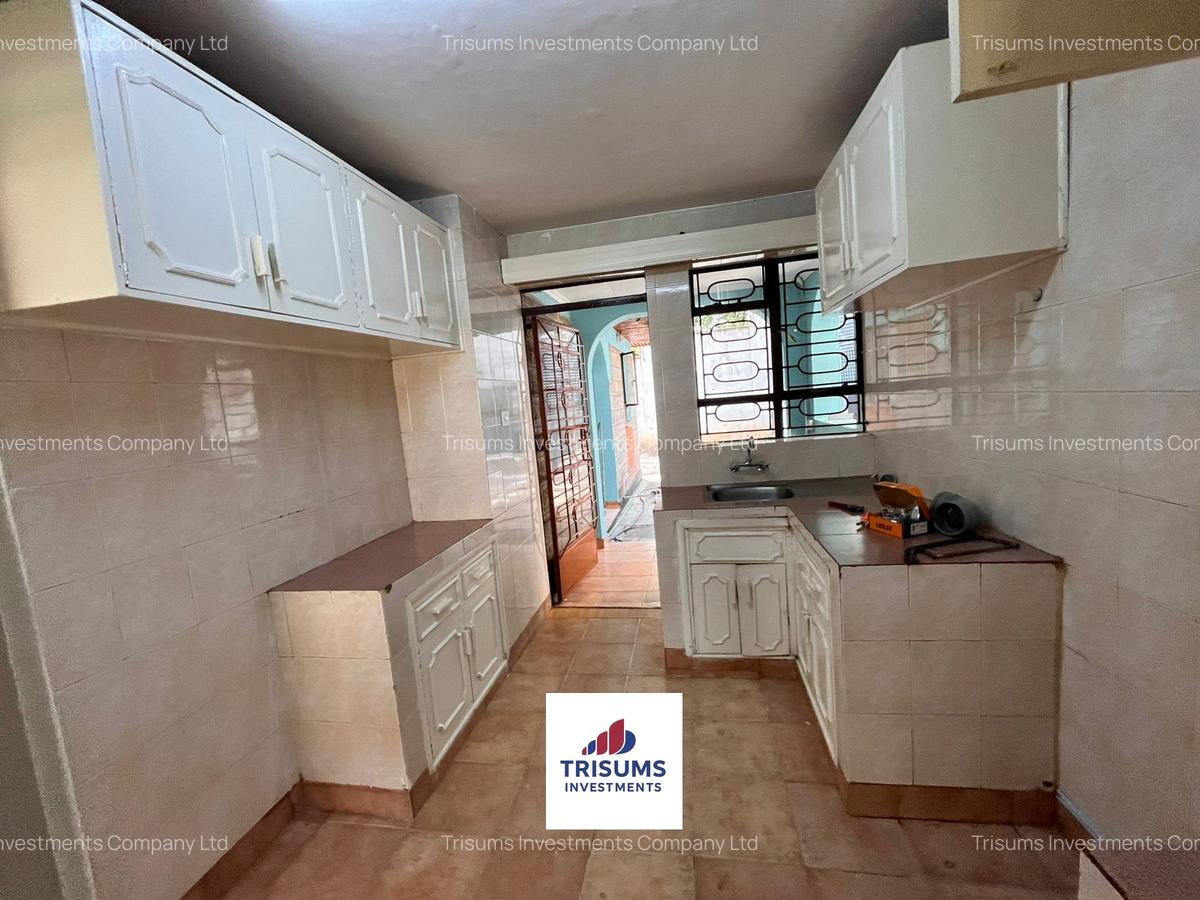 4 Bed Townhouse with En Suite at Church Rd - 5