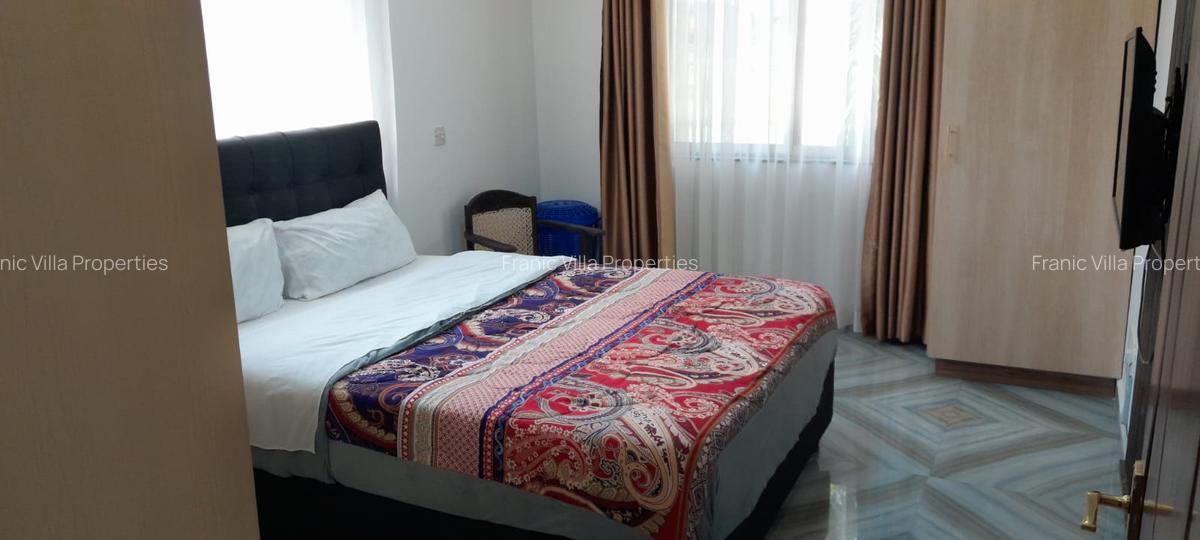 Furnished 1 Bed Apartment with En Suite in Nyari - 4