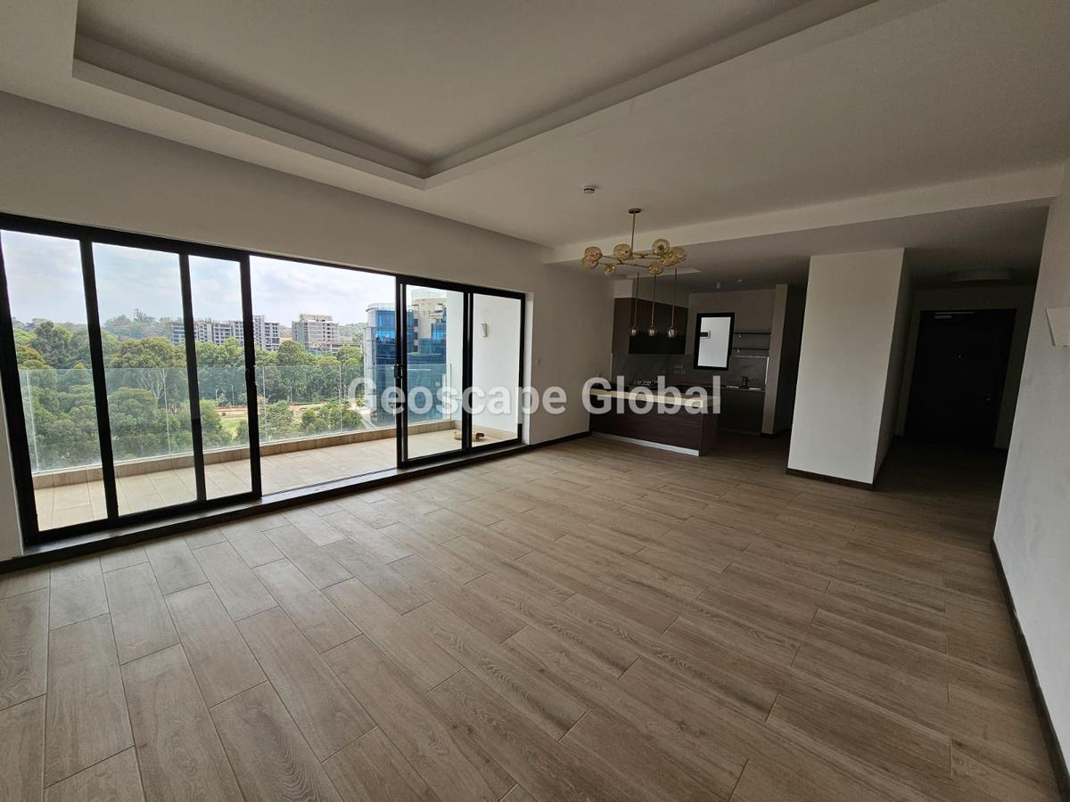 3 Bed Apartment with En Suite in Rosslyn - 12