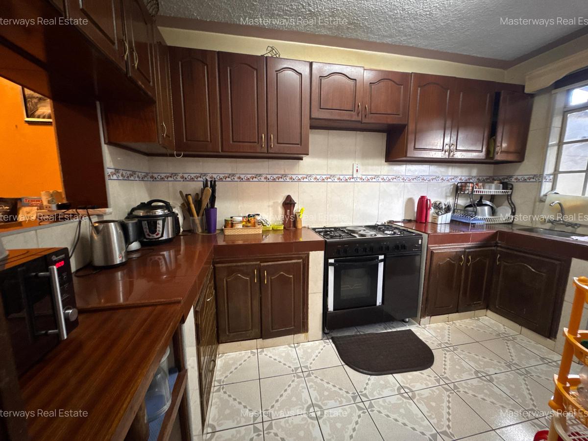 4 Bed Townhouse with En Suite in Naivasha Road - 3