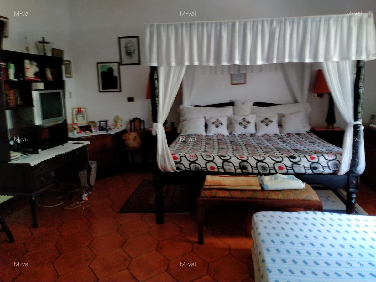 4 Bed Villa with En Suite at Casuarina - 15