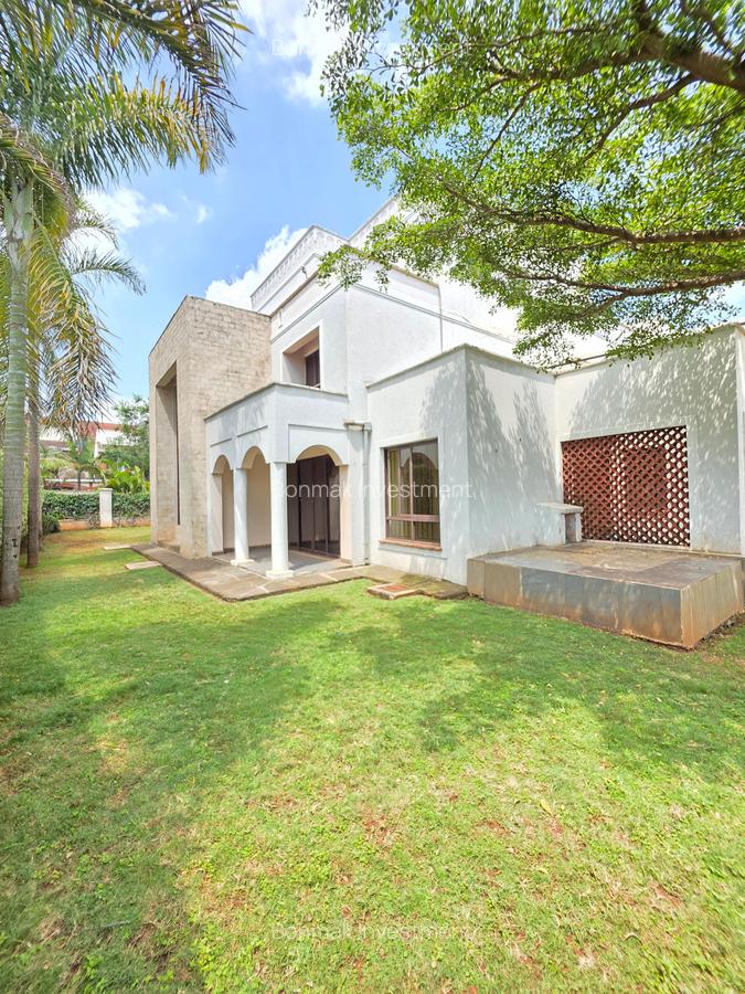 4 Bed Townhouse with En Suite at Lavington Green - 6