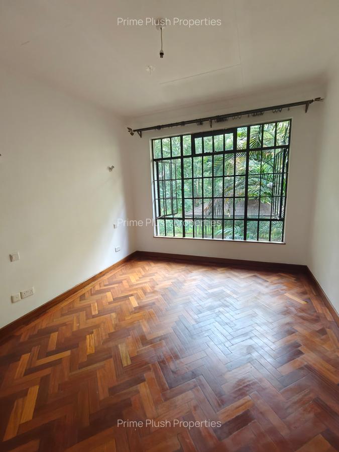4 Bed House with En Suite in Karen - 11
