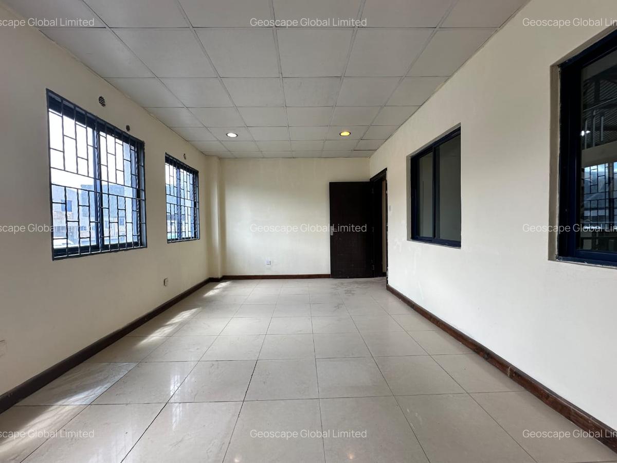 9,000 ft² Warehouse with Backup Generator in Mombasa Road - 5