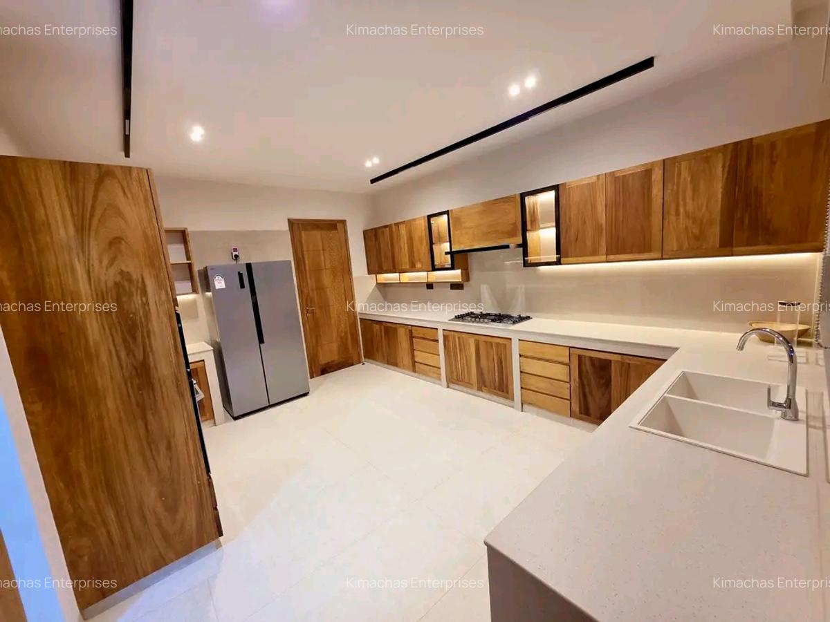 3 Bed Apartment with En Suite at Mt Kenya Road Nyali - 1