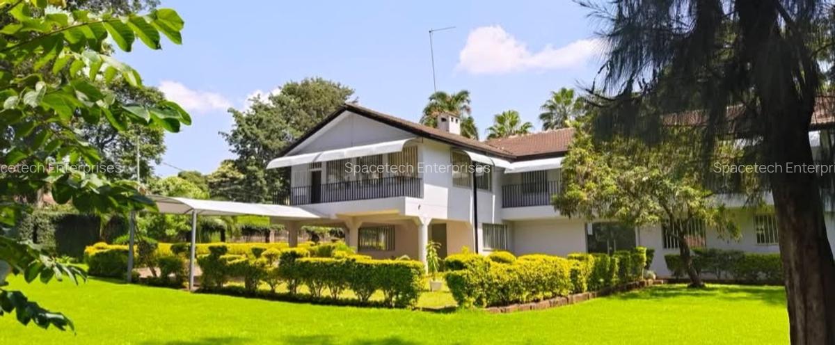 5 Bed House with En Suite in Nyari - 3