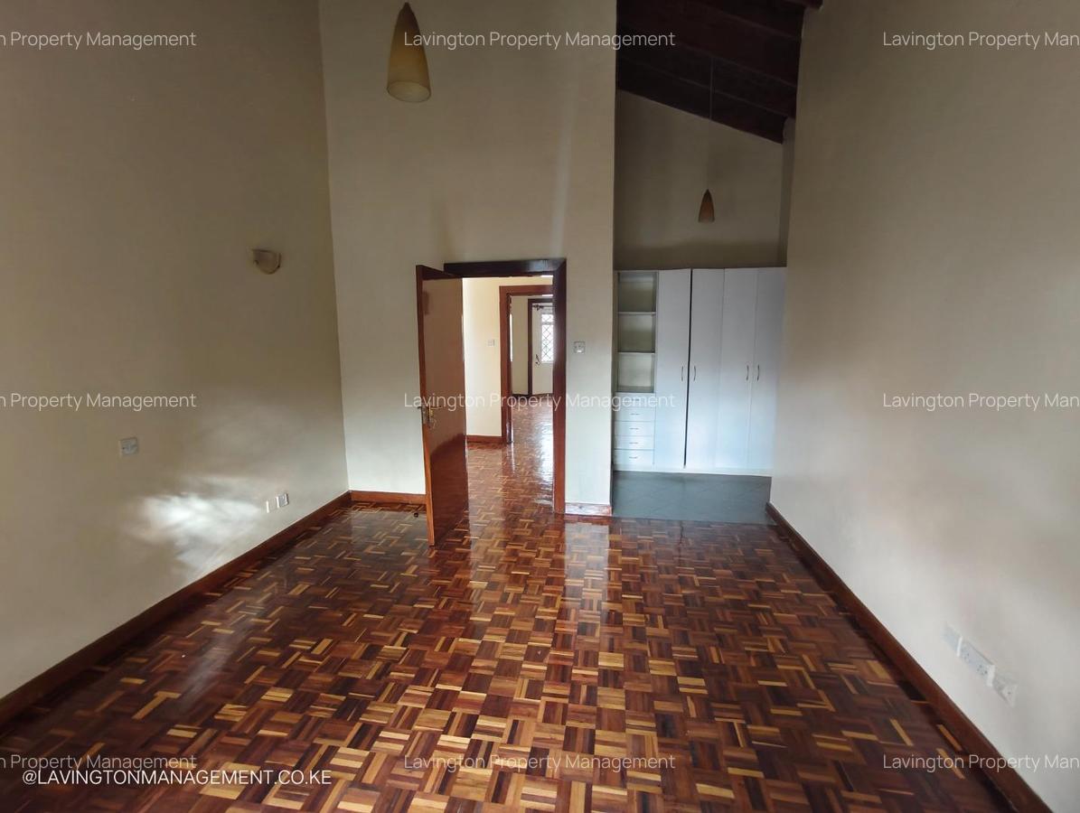 4 Bed Townhouse with En Suite at Lavington Green - 13