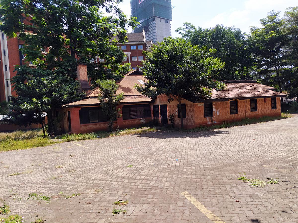 0.95 ac Commercial Land in Hurlingham - 1