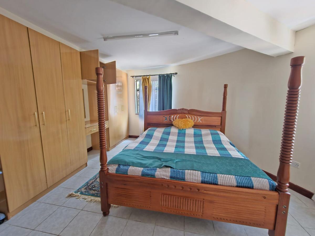 Furnished 2 Bed Apartment with En Suite in Runda - 10