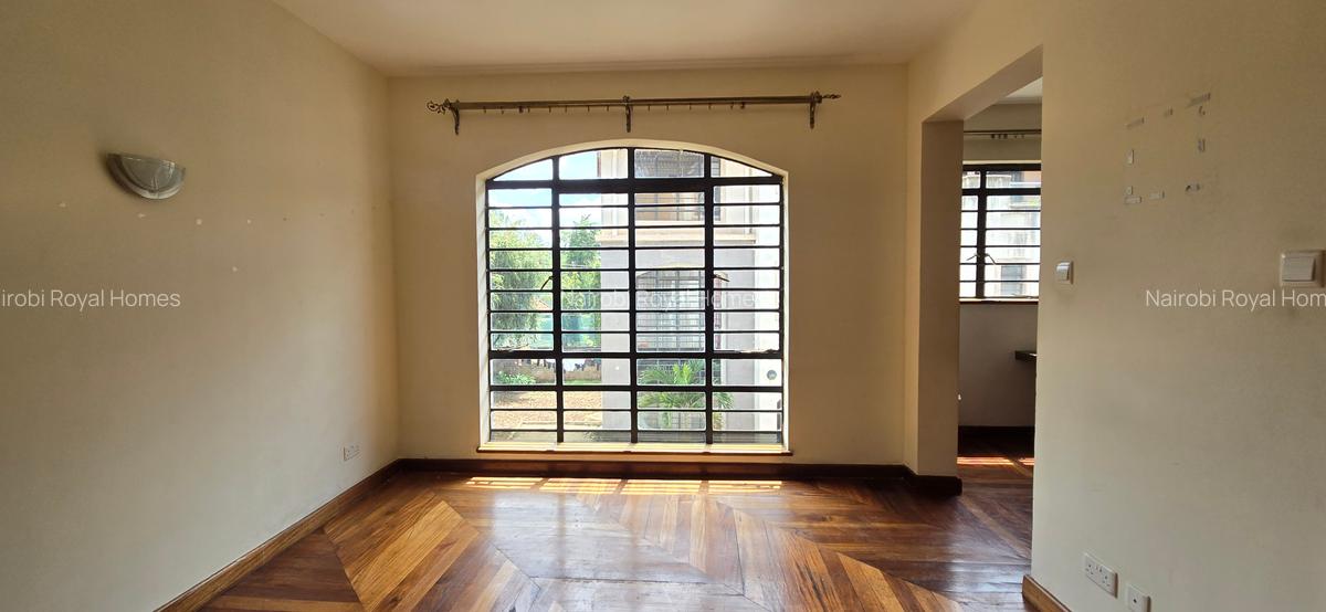 5 Bed Townhouse with En Suite at Lavington Convent Drive - 6