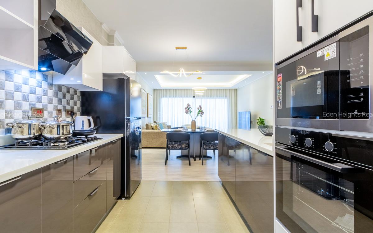 2 Bed Apartment with En Suite in Riverside - 5