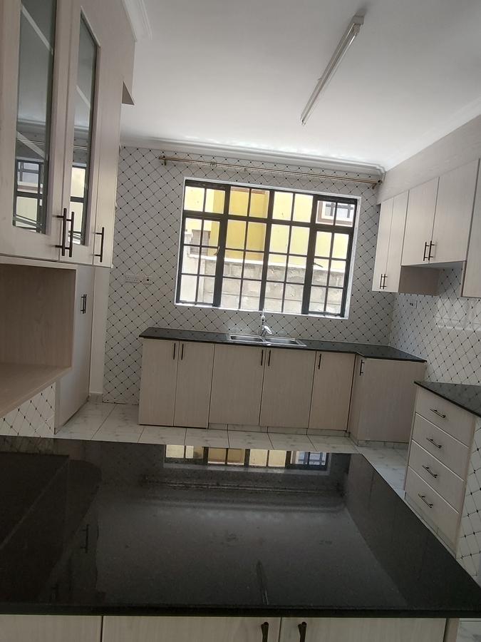 4 Bed Townhouse with En Suite in Ngong - 3