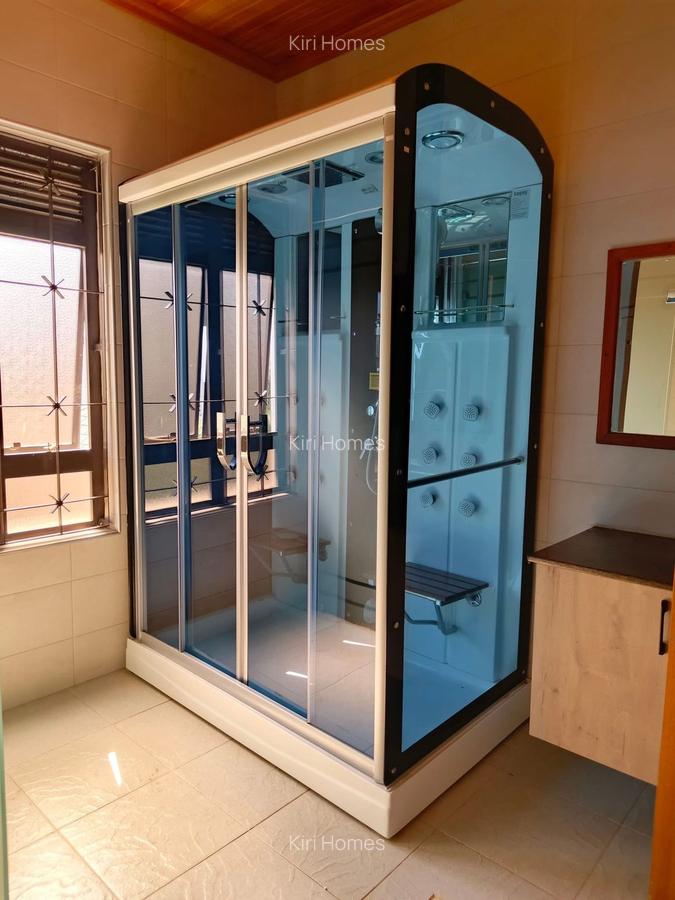 4 Bed Townhouse with En Suite in Runda - 17