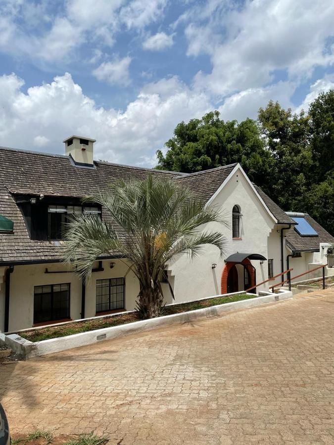 4 Bed House with En Suite in Muthaiga - 5