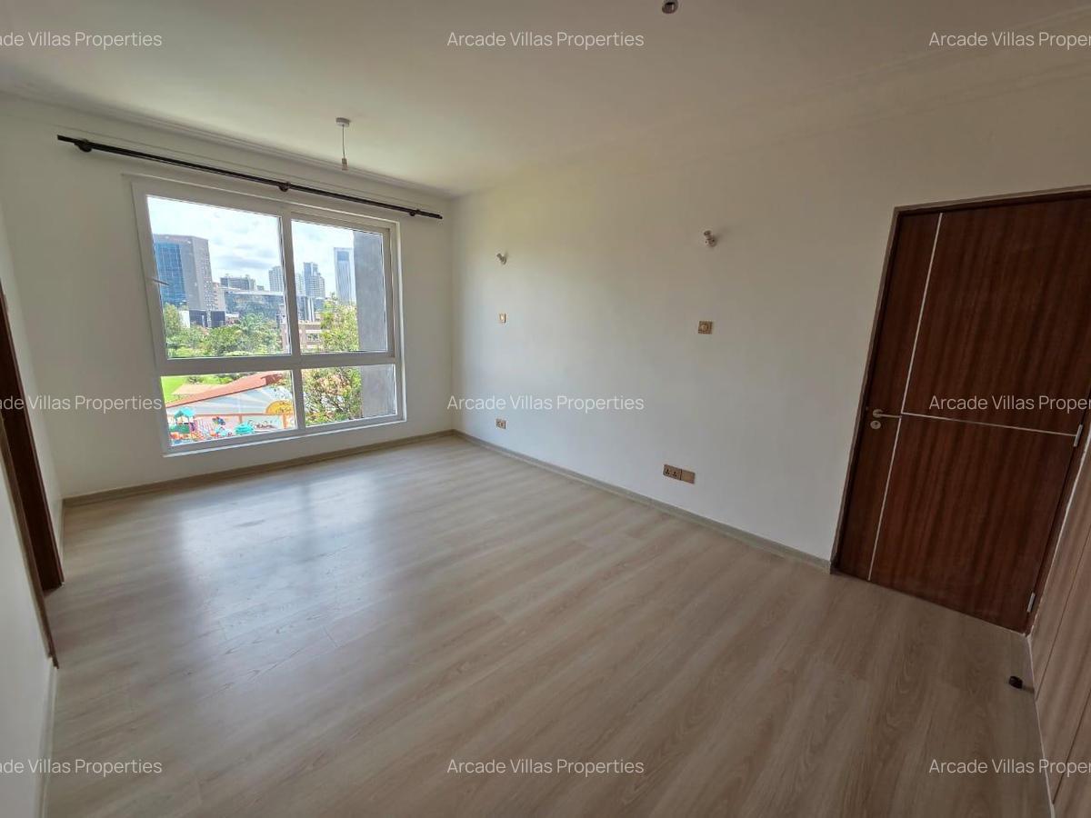 3 Bed Apartment with En Suite in Westlands Area - 6