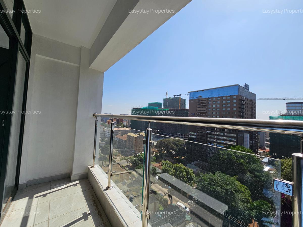 2 Bed Apartment with En Suite in Westlands Area - 2