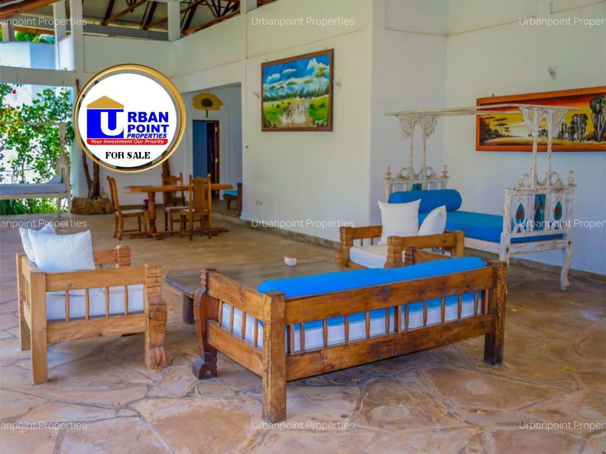 3 Bed Villa in Malindi - 3