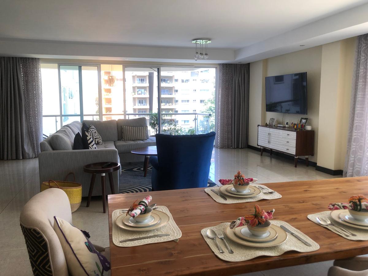 3 Bed Apartment with En Suite at Riverside Drive - 3