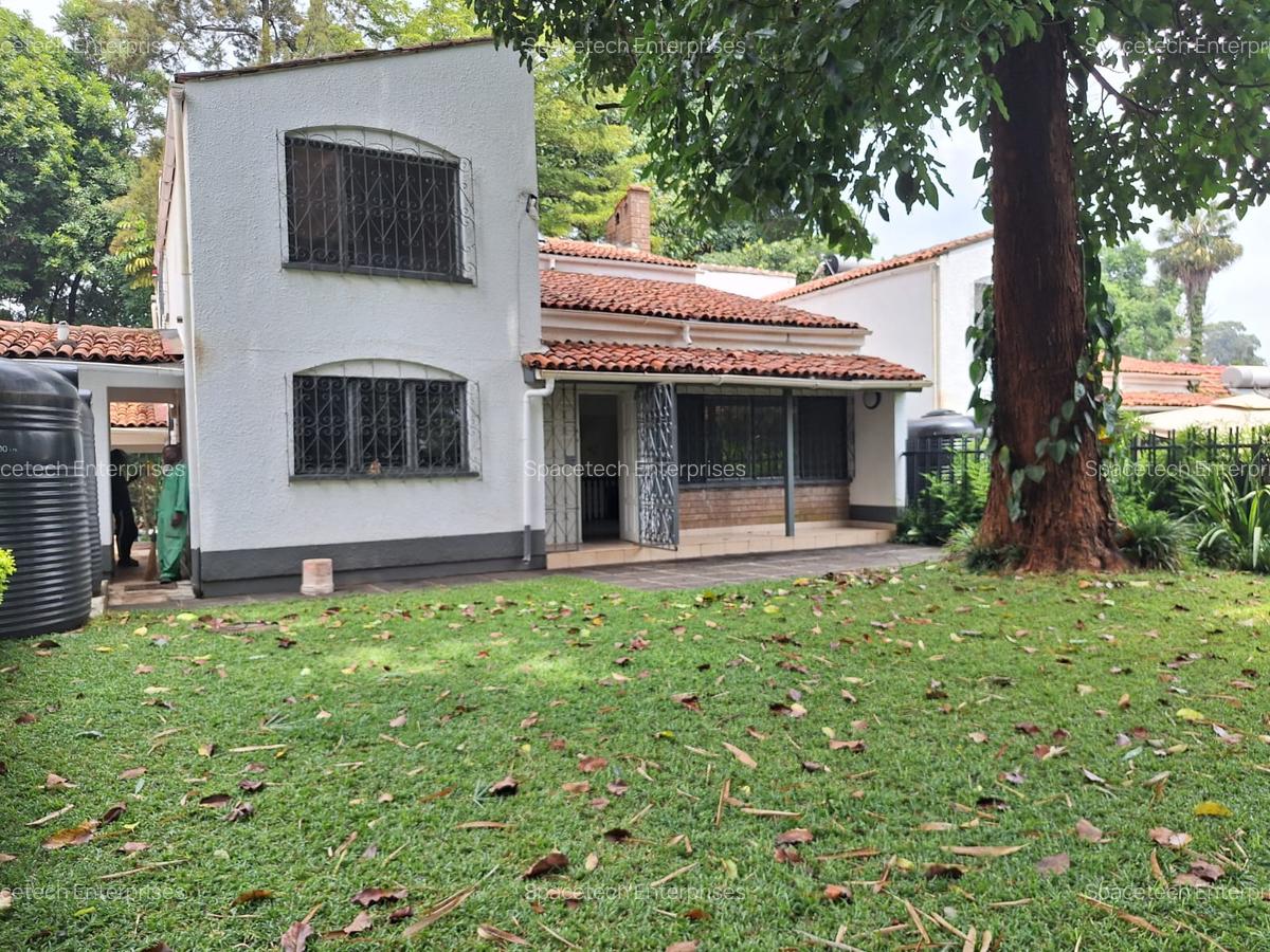 4 Bed Townhouse with En Suite in Muthaiga - 2