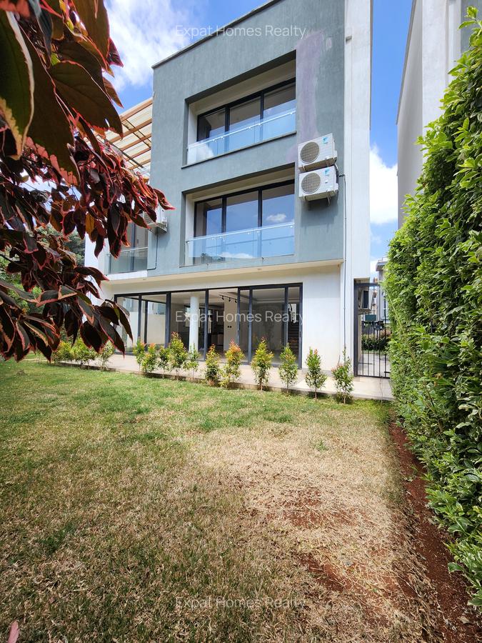 4 Bed Villa with En Suite in Lavington - 3