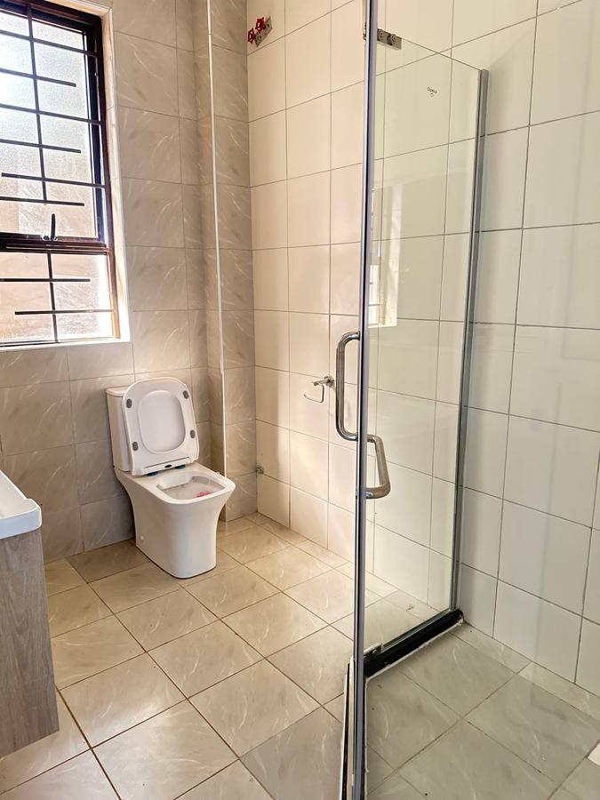 1 Bed Townhouse with En Suite at Runda - 15