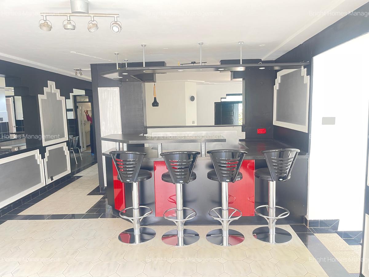 4 Bed Villa with En Suite in Runda - 15